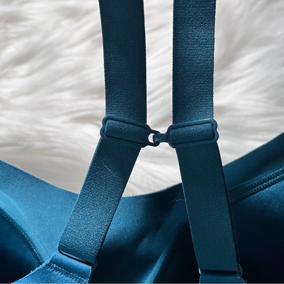 Lululemon 34C Fine Form Bra Bermuda Teal - Yoga Bra Light Weight Smooth fitting - Picture 13 of 16